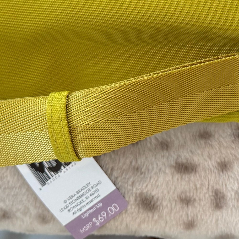 Vera Bradley Chartreuse Belt Bag Crossbody Pattern Inside New “Lighten Up” - Picture 10 of 10